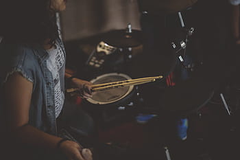 woman, playing, drum, set, close, women, s, drums, holding, sticks, drummer
