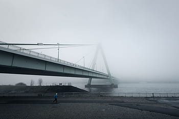osoba, stojící, bílý, beton, architektura, infrastruktura, mlha, Studený, počasí, silnice, lidé