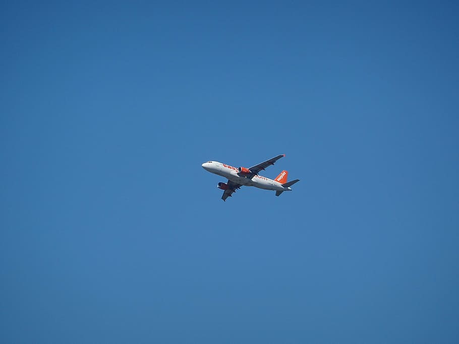 aircraft, easy jet, traffic machine, airliner, air traffic, travel, flyer, departure, aviation, sky, machine