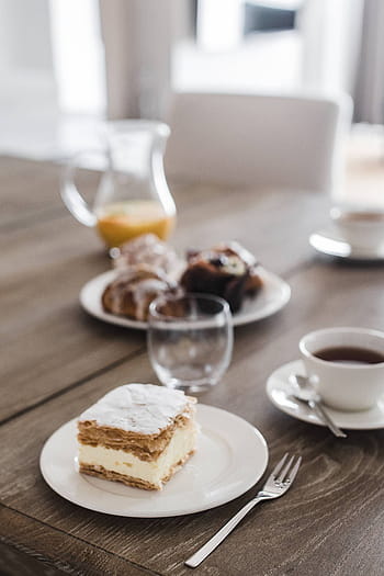 postre, crema, taza, café, mesa, dulce, taza de café, pastel, bocadillo, plato, comida