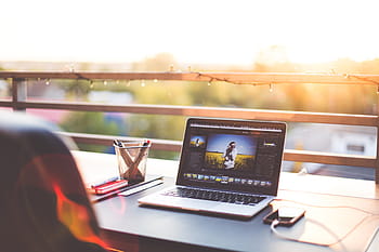 pengaturan ruang kerja kantor, Outdoor, Kantor, ruang kerja, Pengaturan, Tinggi, Langit-langit, desainer, meja, kantor rumah, laptop