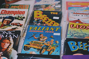 válogatott magazin gyűjtemény, képregény, olvas, kép, borító, könyv, modell, elad, DVD, CD, videó-
