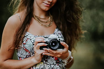 ドレス、 カメラ、 女性、 少女、 若い、 写真家、 美しい、 屋外、 カメラ-写真機器、 趣味、 写真撮影