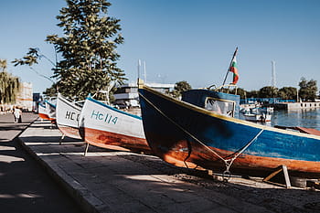 barcos de pesca atracados, puerto deportivo, viejo, ciudad, barcos de pesca, casco antiguo, Nessebar, Bulgaria, mar, verano, agua