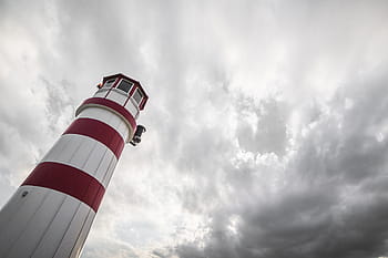 abajo, desde abajo, faro, arquitectura, austria, blanco y negro, nubes, minimalismo, minimalista, cielo, nube - Cielo