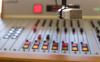 radio, mikrofon, mikser, lyd, studio, media, synge, stemme, podcast, kommunikasjon, teknologi