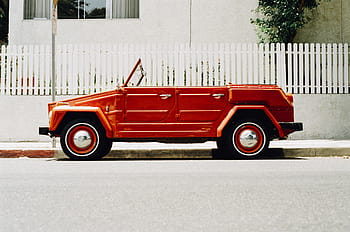Červené, Volkswagen věc, konvertibilní, zaparkováno, bílý, plot, během dne, oranžový, auto, přední, brána