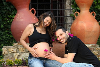 pregnant, woman, sitting, man, daytime, pregnancy, birth, couple, grooms, husbands, romance