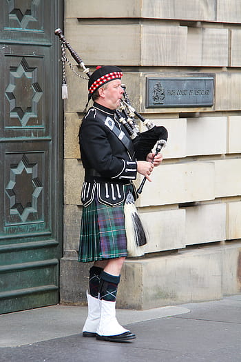 bagpipes, highlander, man, person, musical instrument, scotland, edinburgh, uk, music, tones, play