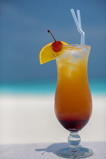 closeup, lemon lemonade, cocktail, tropical, beverage, drink, hurricane, tall, glass, summer, alcohol