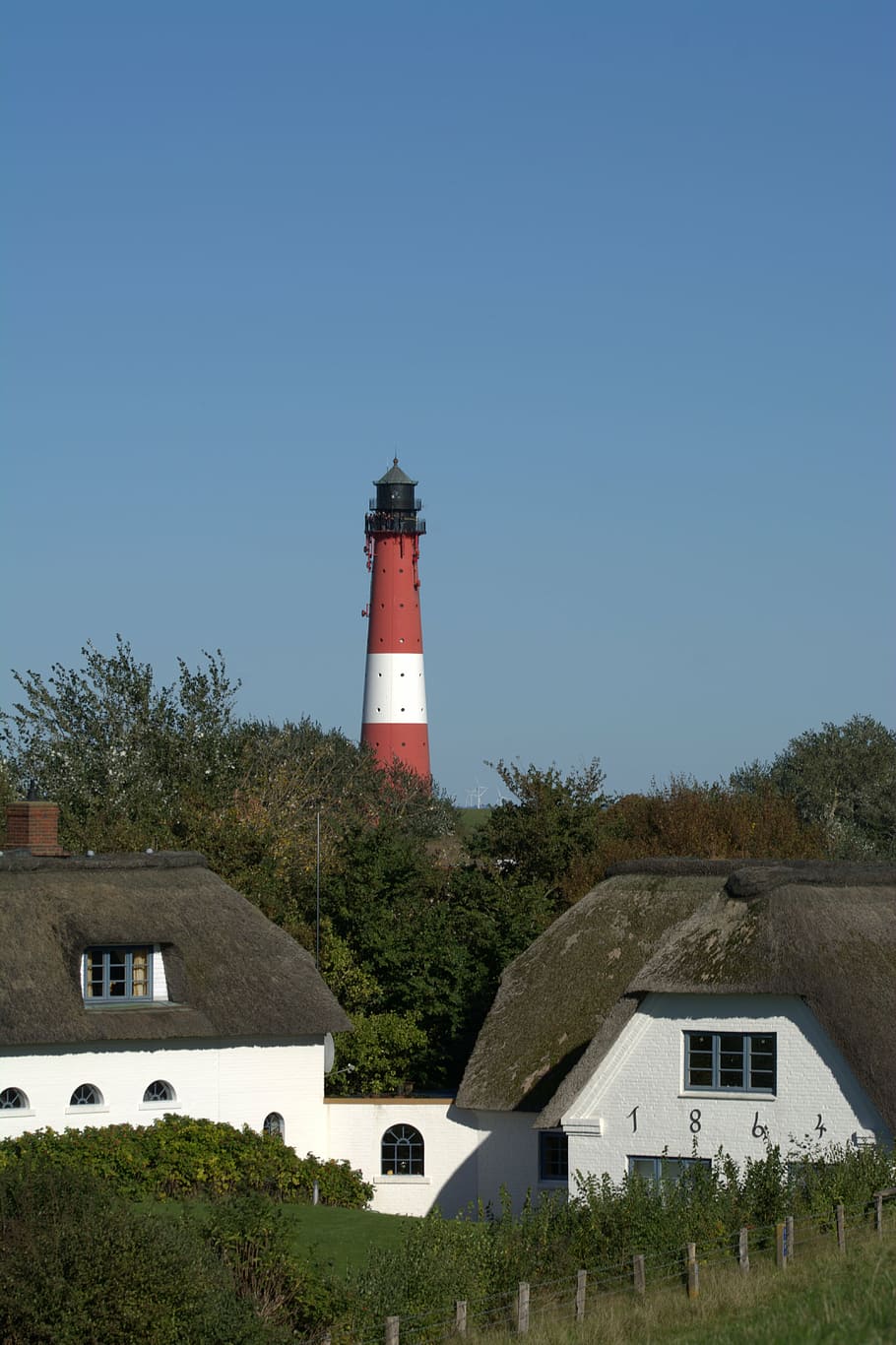 lighthouse pellworm, pellwormer lighthouse, lighthouse, view, red white, landscape, island, pellworm, nordfriesland, building