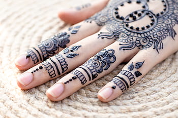 design mehndi, mehndi, disegni di mehndi, alcanna, tatuaggio, moda, pittura a mano, bracciali, tatuaggio semplice