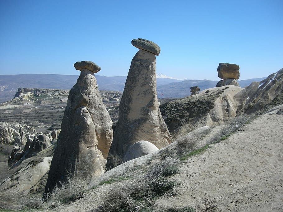 Capadocia, hongo, cielo, piedra, para el cielo azul, día, sin gente, naturaleza, aire libre, animales salvajes, temas de animales