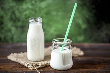 milk, clear, glass jar, yogurt, drink, calcium, glass, cream, bottle, food, breakfast