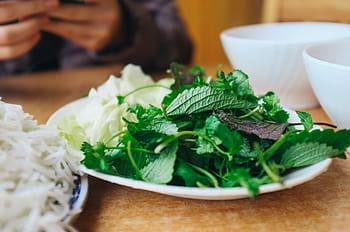 panino vietnamita, mangiare, vietnamita, bun cha, avvicinamento, erbe aromatiche, tagliatelle, cibo, freschezza, foglia, cibo e bevande