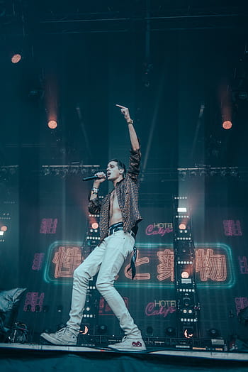 muž, hospodářství, mikrofon, etapa, lidé, zpěvák, koncert, hudba, kapela, zvuk, publikum