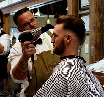 úder holiče, sušení, muž, vlasy, holič, fén, salon, kadeřník, stylista, styling, knír