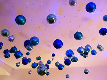 balls, christbaumkugeln, glaskugeln, blue, turquoise, glass, christmas ornaments, christmas bauble, weihnachtsbaumschmuck, sparkle, christmas motif