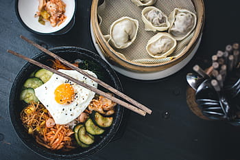 kore bibimbap, Yamyam Berlin, Koreli, bibimbap, yamyam, Berlin, kapatmak, dışarıda yemek, yumurtalar, eller, restoran