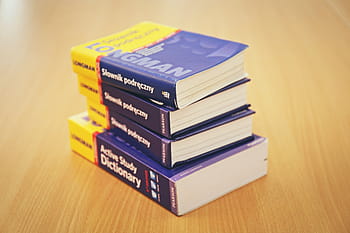 fotografie, čtyři, slovník, stůl, modrý, žlutá, longman, knih, čtení, studie, škola