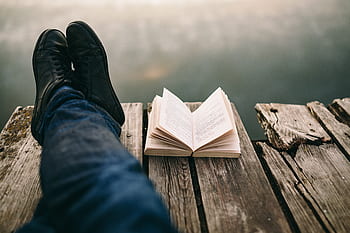 yaz, dayanma, kitap, rahatlatıcı, zaman, okuma kitabı, akşam, Büyülü saat, kız kitap okumak, çocuk kitap okumak, kitap olan adam