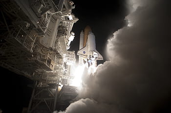 white rocket ship, launch, liftoff, night, space shuttle, discovery, spaceship, sky, clouds, blastoff, exhaust