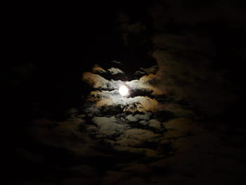 wolke mit mond, Nacht-, Mond, Wolken, Mondlicht, hof, Licht, dunkel, gruselig, Vollmond, Hölle