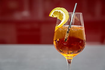 selektivní, zaostřovací fotografie, sklenice na víno, víno, sklenka, napít se, sláma, citrón, klín, alkohol, koktejl