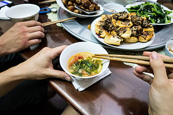 vietnamská rybí polévka, jíst, vietnamština, Ryba, polévka, tyčinky, ruce, Vietnam, jídlo, lidské ruky, restaurace