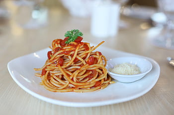 spaghetti, tomato sauces, pasta, italian, noodles, sauce, eat, cook, delicious, tomato, italy