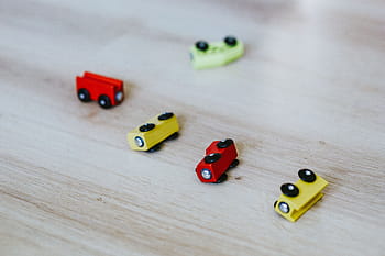 再生、 おもちゃ、 床、 子供、 床の上、 楽しい、 車、 遊び、 ゲーム、 木-素材、 背景