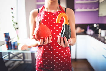 abóboras :, um ?, Decorativo, Abóboras, um, menina, dia das bruxas, cozinha, mulheres, doméstica Cozinha, fêmeas