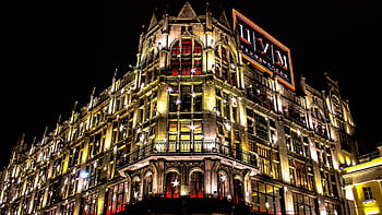 Marrone, calcestruzzo, costruzione, luci, ore notturne, architettura, infrastruttura, buio, cielo, notte, grattacielo
