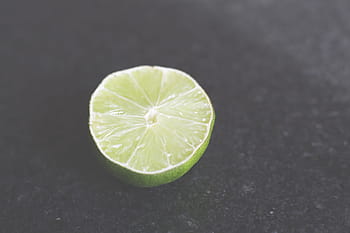 Limetka, citrus, ovoce, zelená, minimální, minimalistický, jednoduchý, zjednodušující, citrón, citrusové ovoce, svěžest