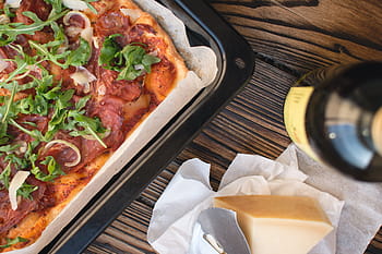domácí pizza, domácí výroba, pizza, italština, pohled shora, dřevo, jídlo, sýr, večeře, rajče, gurmán