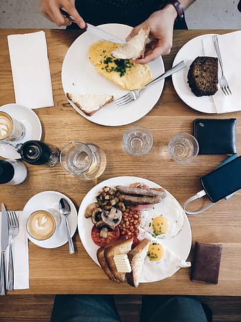 arkadaş, Brunch, kahvaltı, kafe, Kahve, içki, yemek yiyor, eller, üstten görünüm, ahşap, Gıda