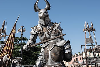 person, wearing, gray, steel armor, Italy, Verona, Decoration, History, memorial, monument, war