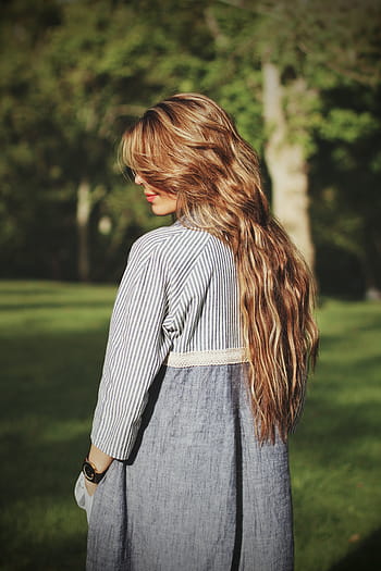 woman, wearing, gray, striped, long-sleeved, dress, people, girl, hair, outdoor, green