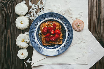 slices, strawberries, white, blue, ceramic, palte, strawberry, dish, plate, fruit, food