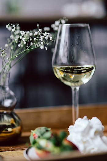 crema, vidrio, blanco, vino, madera, bandeja, fresas, vino blanco, dulce, postre, servicio de habitaciones