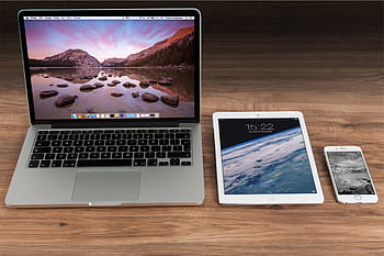 macbook, pro, vedle, bílý, ipad, stříbrný iphone 6, 6s, hnědý, dřevěný, lavice, stříbrný