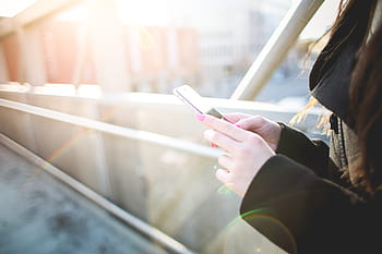 日光、 女の子、 iPhone 6、 iphone、 テキストのための部屋、 冬、 女性、 スマートフォン、 携帯電話、 一人、 人