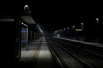 駅、 空、 夜、 nocna駅、 交通機関、 暗い、 都市のシーン、 線路、 通り、 照らされた、 鉄道駅プラットフォーム