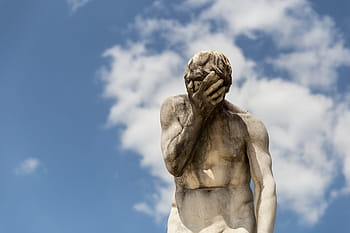 facepalm άγαλμα, Παρίσι, Γαλλία, facepalm, άγαλμα, Παρίσι, Γαλλία, αστικός, Ευρώπη, γλυπτική, ουρανός, θρησκεία