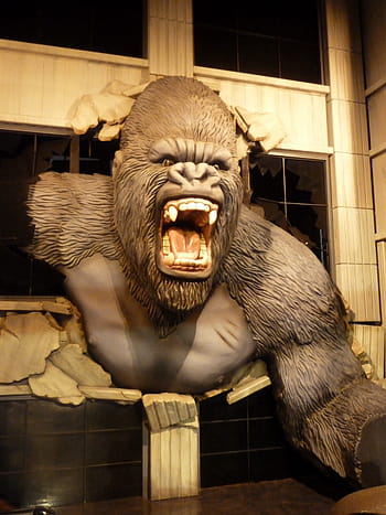 king kong statue, king kong, wax museum, wax figure, branson, entertainment, adventure, gorilla, movie, ape, aggressive
