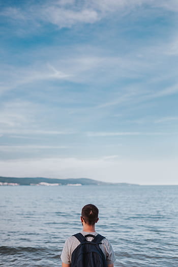 mirando, mar, hombre, mirando al mar, adulto, caucásico, océano, persona, verano, joven, estilo de vida