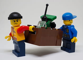 fotografia ravvicinata, Due, minifig di lego a colori assortiti, Lego, figure, giocare, figura, giocattoli, costruzioni, legomaennchen, blocchi di lego
