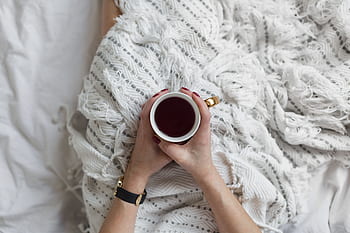 mujer, blanco, relajarse, tiempo, manta, interior, cama, acogedor, cómodo, higge, suave