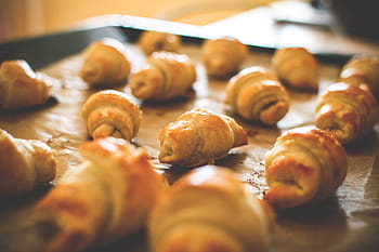 ミニクロワッサンを焼く、 ベーキング、 ミニ、 クロワッサン、 食品、 ペストリー、 ベーカリー、 グルメ、 焼きたて、 クローズアップ、 鮮度