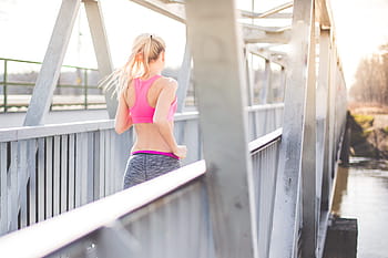 joven, en forma, mujer, trotar por la mañana, mañana, trotar, correr, activo, cuerpo, puente, cardio